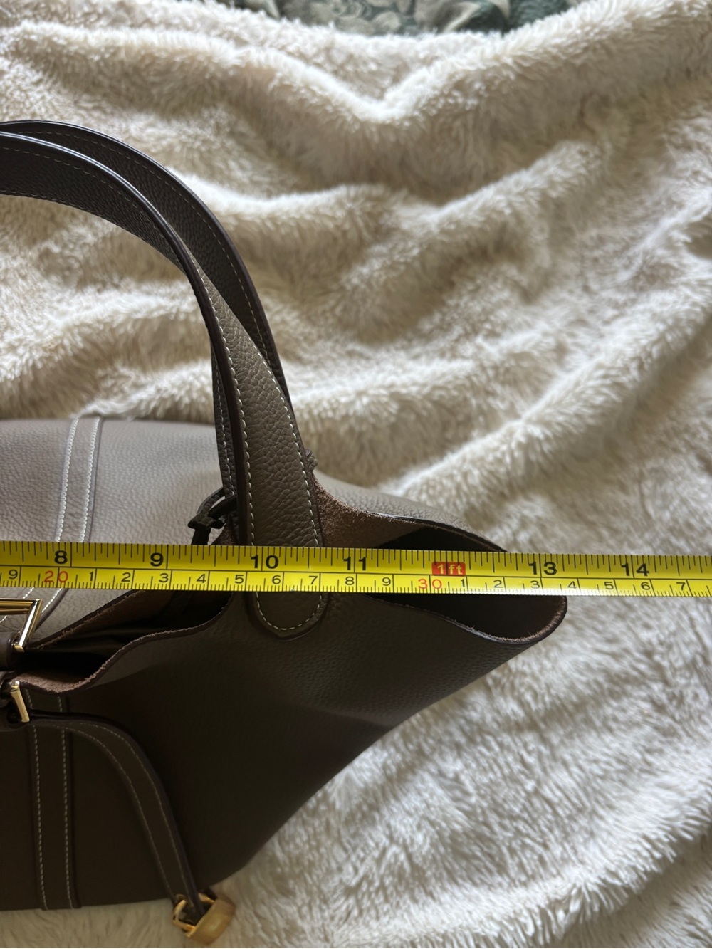 Structured luxury Taupe Pebbled Leather Tote with Gold Accent - Picture 6 of 14